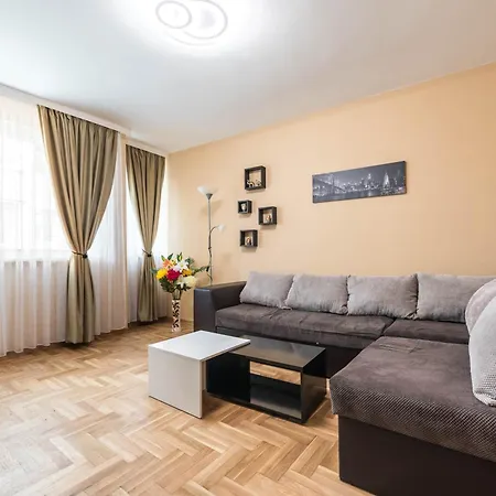 Downtown - Free Parking & Near By Apartmax