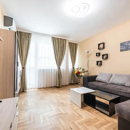 Lägenhet Downtown - Free Parking & Near By Apartmax Varna