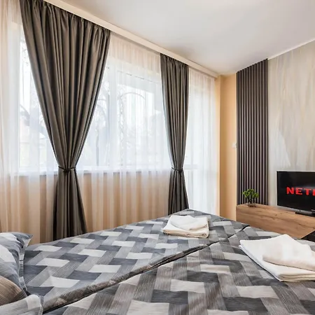 Downtown - Near By Apartmax