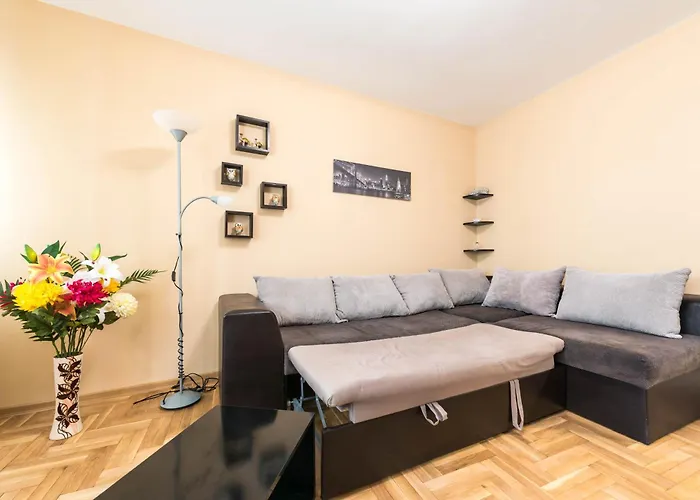 Downtown - Free Parking & Near By Apartmax Varna