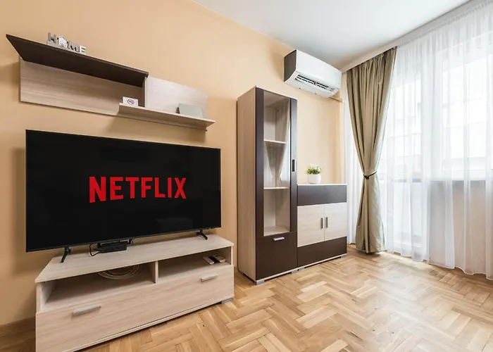 Downtown - Free Parking & Near By Apartmax * Варна