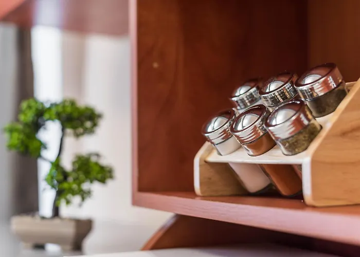 Downtown - Free Parking & Near By Apartmax Апартамент