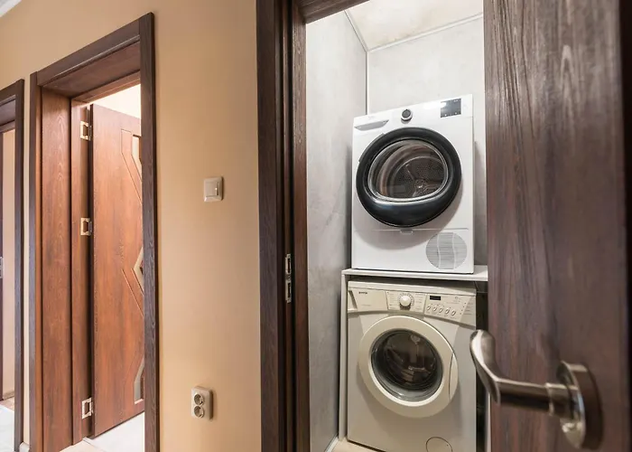 Lägenhet Downtown - Free Parking & Near By Apartmax *